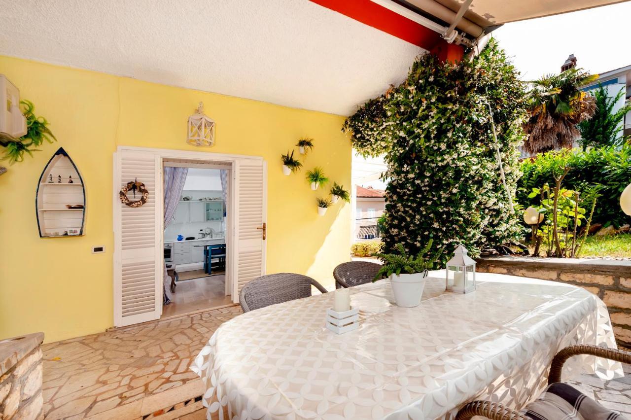 Apartment Bassano Ровин Екстериор снимка